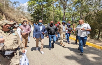 Ambassador Abhishek Singh participated in the nature walk in Caracas along with Hernan Toro, Venezuela's Vice Minister for Ecosocialism and UN RC Gianluca Rampolla on the occasion of World Health Day